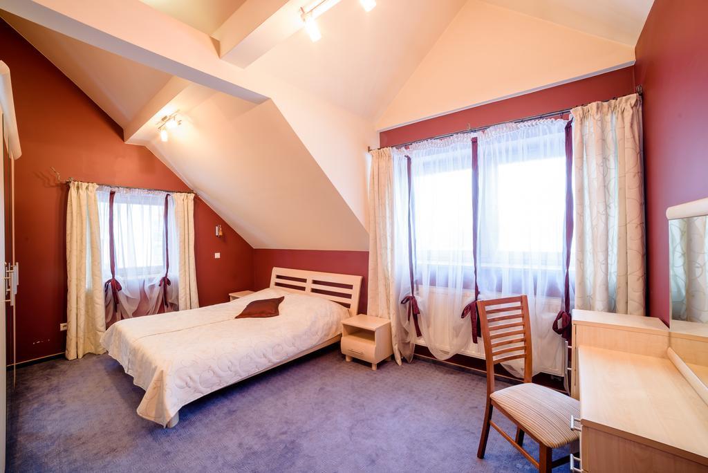 Park Apartment คราคูฟ ภายนอก รูปภาพ